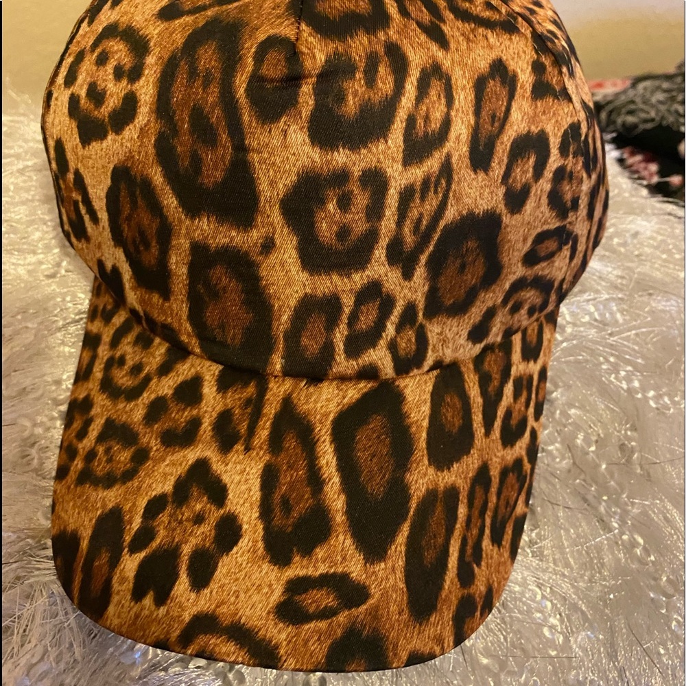 Leopard baseball caps
